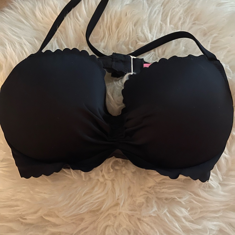 Victoria’s Secret The Getaway Scallop Bikini Top 36C Black